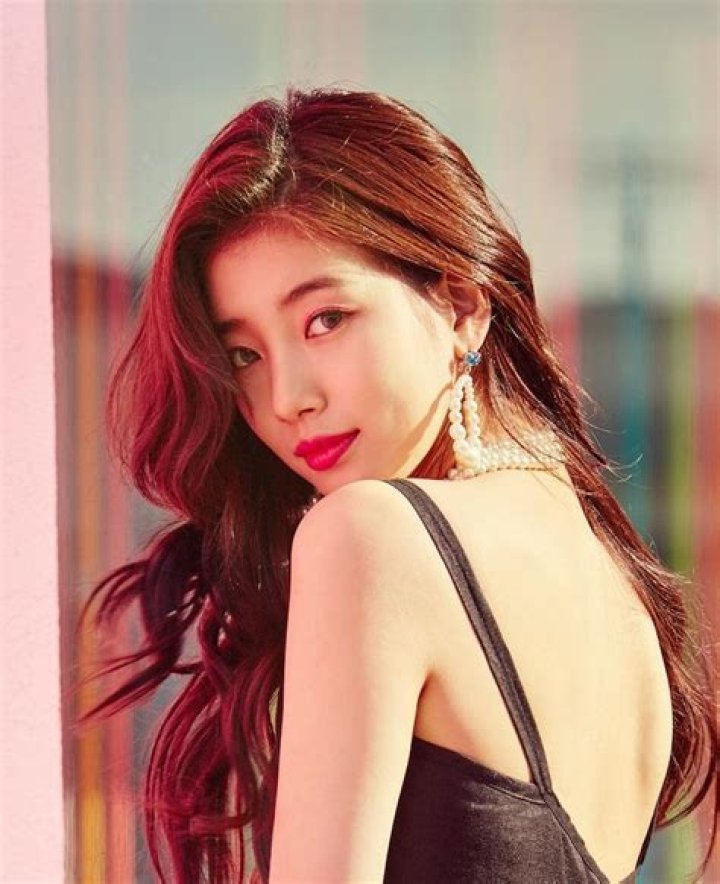 Bae Suzy Biography