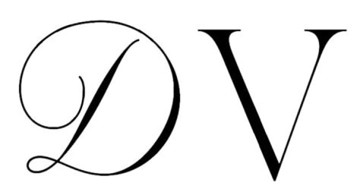 D V