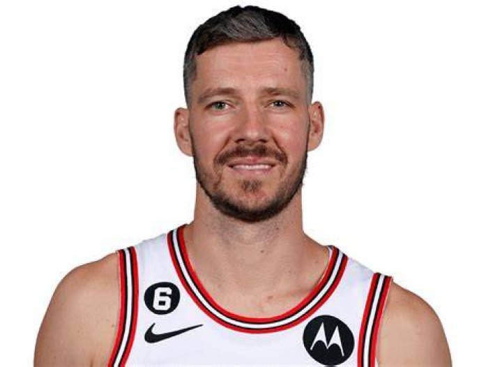 Goran Dragic children: Does Goran Dragic have a child? 1 Goran Dragic