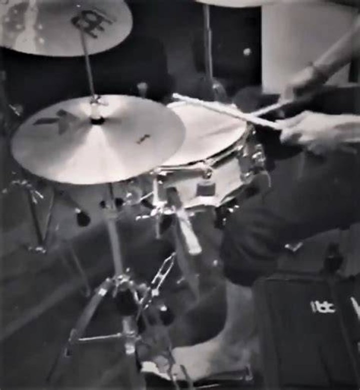 Max Schimmelpfennig playing drums Max Schimmelpfennig playing drums