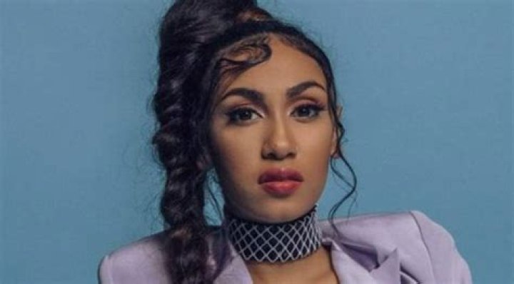Queen Naija Height Weight Bra Size