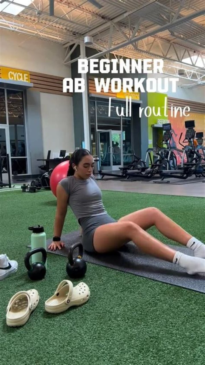 Sarah Jones Workout Routine