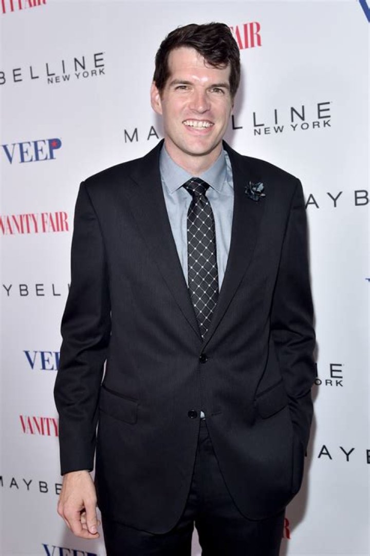 Tom Simons Net Worth & Earnings (2024)